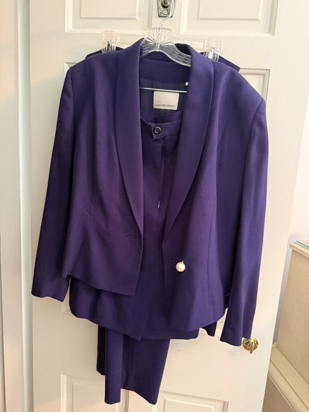 Vintage Elegant Dana Buchman 100% Wool Purple 3 Piece Suit with Pearl Button